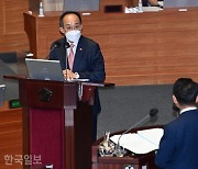 추경호 "영빈관 예산 8월 접수"..법정시한 3개월 넘겼다