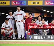 SSG '역전패 앞두고 무거운 더그아웃 분위기' [MK포토]