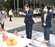 음성품바축제 성공 기원하는 조병옥 군수