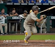 SD 김하성, STL전서 시즌 10호포..MLB 데뷔 첫 두 자릿수 홈런