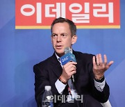 [포토]GAIC 2022 글로벌 대체투자 컨퍼런스, '발언하는 숀 브래클리'