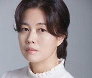 김정영, '50대 여배우 혼인빙자' 루머에 법적 대응 예고