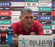 WC에서 일본 만나는 코스타리카, 하지만 감독은 "한국과 일본은 다른 팀"