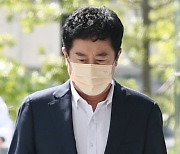 [속보] '뇌물 혐의' 정찬민 의원, 1심 징역 7년..의원직 상실형