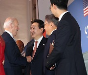 Yoon brings IRA attention during encounters with Biden in London and NY