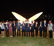 '안양천 빛축제'에 참석한 문헌일 구로구청장
