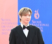 '달콤 미소' 강다니엘 [사진]