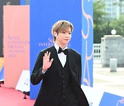 강다니엘,'멋진 블랙 슈트' [사진]