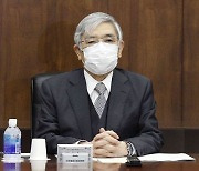 일본은행 총재 "당분간 금리 인상 안해..필요시 추가 금융완화"(종합)