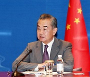 왕이 중국 외교부장 "대만 문제, 中·美 관계 최대 위험 요인"