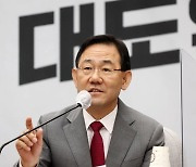 주호영, 尹 비속어 논란에 "야당 의미해도 많이 유감스러운 일"