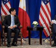 바이든-마르코스 첫 회담..필리핀 '친중'에서 '친미'로 노선 변경?