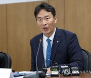 [재산공개] 이복현 금감원장 18억원·강석훈 산은회장 28억원