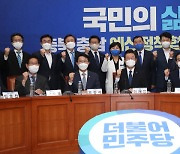 광주·전북·영남·충청..민주, 1달간 '지역 민심' 공략 열중