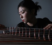 [Eye Plus] The song must go on, says gayageum byeongchang specialist