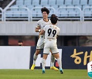 K리그2 김포, 갈길 바쁜 부천에 고춧가루..8경기 만의 승리