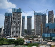중국 국유 건설은행, 6조원 펀드 설립..부동산 시장 살린다