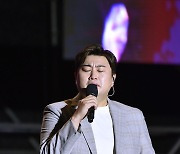 [ST포토] 김호중 '당신은 명작~'