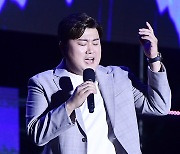 [TD포토] 김호중 '누구도 따라 올 수 없는 존재감'