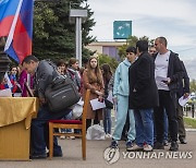 "출구조사, 자포리자 주민 93%가 러시아 편입 찬성"