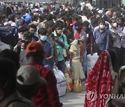 인도 10대 여성 피살, 여당 정치인 연루..시위 들끓어