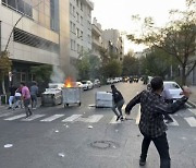 이란 "반정부 시위는 사회 혼란 조장하려는 미국의 음모"