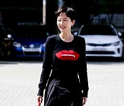 [포토] 염정아, '기분 좋은날~'