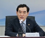 이창양 산업장관 "공공요금 단계적 정상화..노란봉투법 재검토해야"