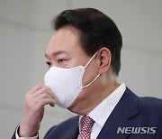 대통령실, '尹비속어' 논란에 "허위보도 국민 악영향..'이 xx' 野 지목 아냐"