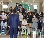 영상기자단 "대통령실이 먼저 '보도되지 않게 해달라' 요청했다" [윤 대통령 비속어 파문]