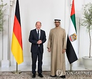 독일-UAE 가스 공급 계약..독일 "러시아 의존 줄인다"