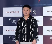 [T포토] 김민재 '듬직한 피지컬'