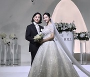 '결혼' 넉살, 6살 연하 미모의 아내 공개 "악착같이 잘 살게요"