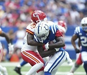 Chiefs Colts Football