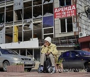 UKRAINE RUSSIA CONFLICT MARIUPOL DAILY LIFE