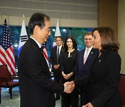 해리스 美부통령 29일 DMZ 방문..한 총리 "상징적인 일"