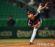 고우석 '40S' LG, 한화 꺾고 팀 한 시즌 최다승 경신 'SSG 기다려!'