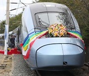 [포토] 최고 시속 320km.. 동력분산식 고속열차 첫 생산