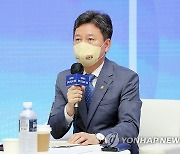 '정부혁신 정책고객과의 대화' 참석한 한창섭 차관