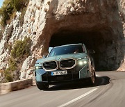 BMW, 브랜드 최초 M 전용 초고성능 SAV '뉴 XM'공개.."내년 봄 출시"