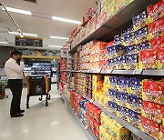 Korean gov't asks food manufacturers to refrain from rapid price hikes