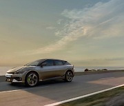 "페라리·람보르기니보다 빠르다" 기아의 새 전기차 EV6 GT는 7,200만 원