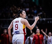 [FIBA WWC] '리멍-황시징 맹활약' 중국, 프랑스 꺾고 4강 진출
