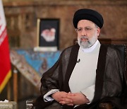 이란 대통령 "'히잡 의문사' 사건 유감이지만 폭동은 용납할 수 없다"