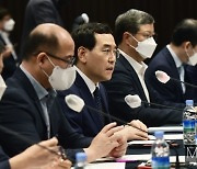 [머니S포토] 산업부 이창양 "원전 기자재 기업의 설비투자 지원"