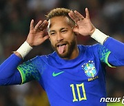 '브라질 축구스타' 네이마르, 보우소나루 공개 지지..룰라 따라잡을까