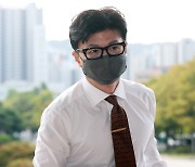 한동훈 장관, 한달째 퇴근길 미행 당해…피혐의자는 유명 유튜버(종합)