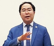 "김밥 점심 두려웠는데..이제 한국 것은 '쿨'하죠" 3선 도전 한국계 의원