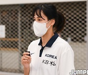 [JB포토] 인터뷰하는 한국 여자농구 대표팀 김단비