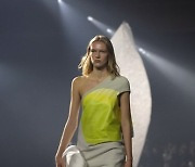 Paris Fashion RTW SS 23 Issey Miyake